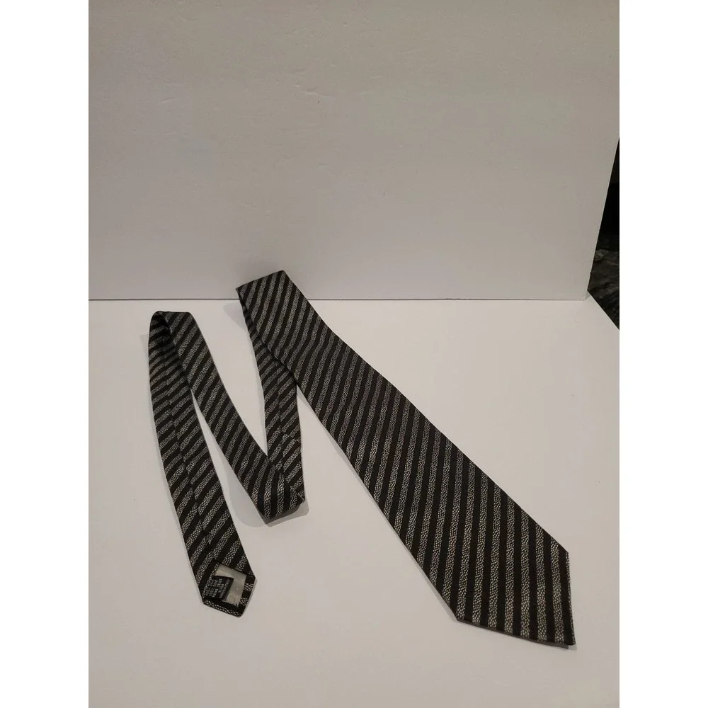 Maxmillian Collection Silk Necktie - Made in Italy - Black Gray Diagonal Stripe